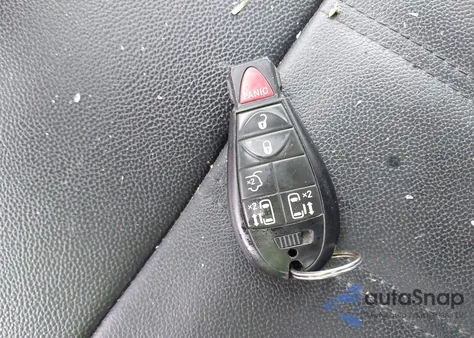 2016 Chrysler Town & Country Touring from USA, damaged, VIN 2C4RC1BG8GR229735